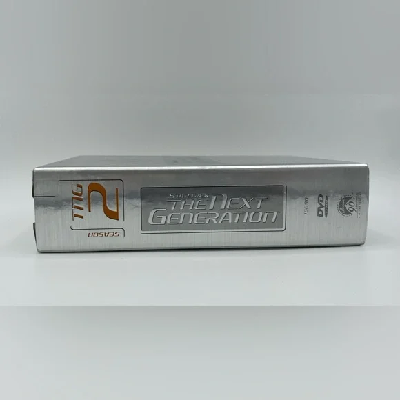 Star Trek The Next Generation Season 2 DVD 2002 6 Disc Set Booklet Paramount - Picture 6 of 11